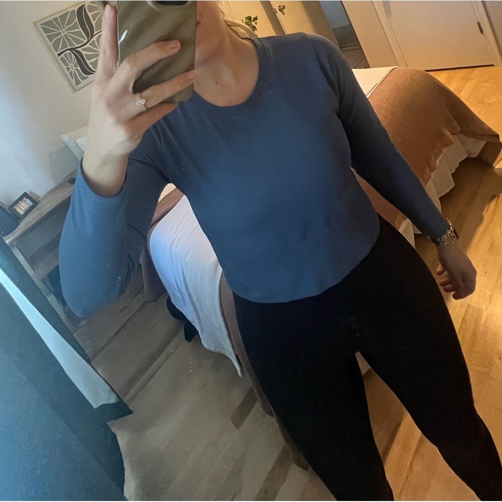 OFFLINE By Aerie Sidewalk Seamless Long Sleeve Cropped T-Shirt